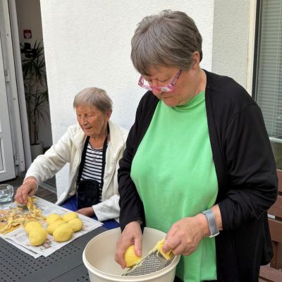 Kuchařské okénko na terase