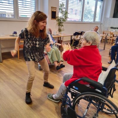 Hodina tance s Lucií